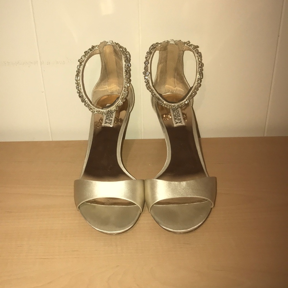 Women’s Badgley Mischka dress heels